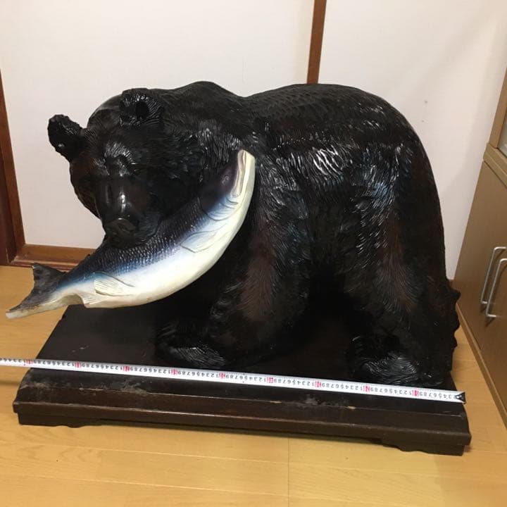 木彫りの熊