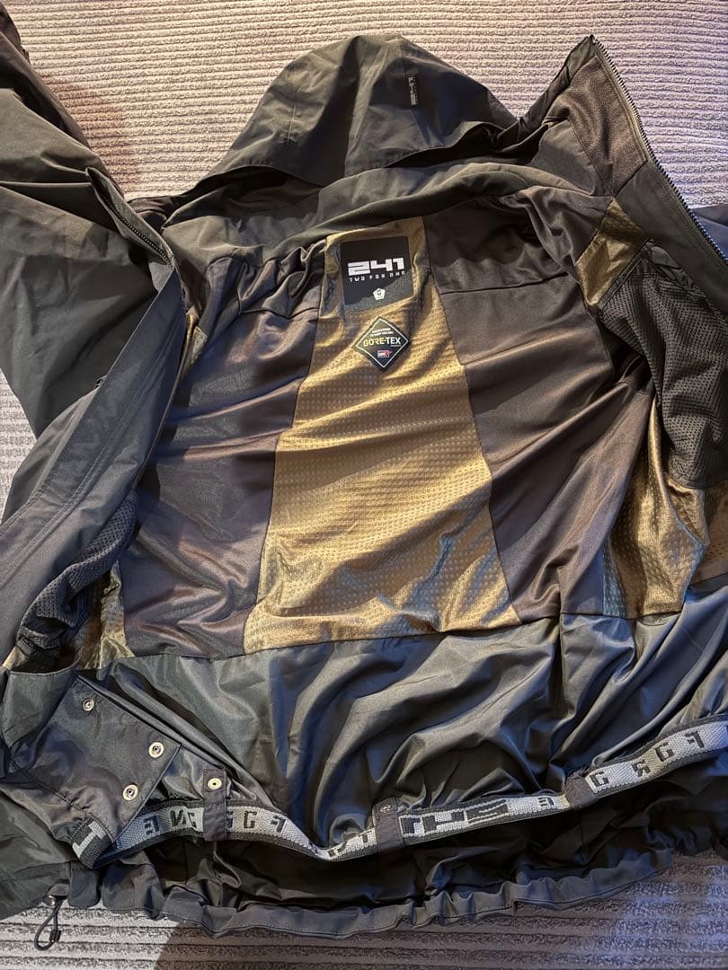 241 FORECASTER GORE-TEX　ジャケット（BK）