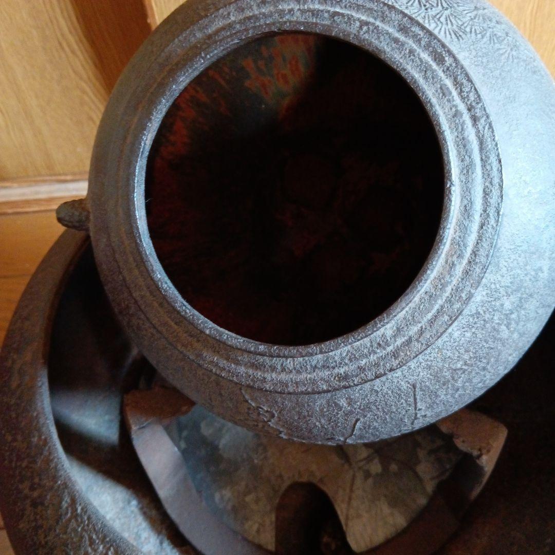 中古鋳鉄製 茶釜 丸型の蓋付き