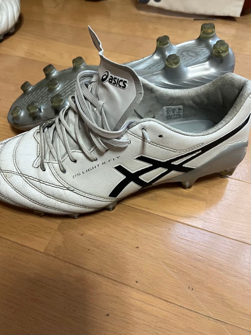 サッカースパイク DS LIGHT X-FLY 5 27.5