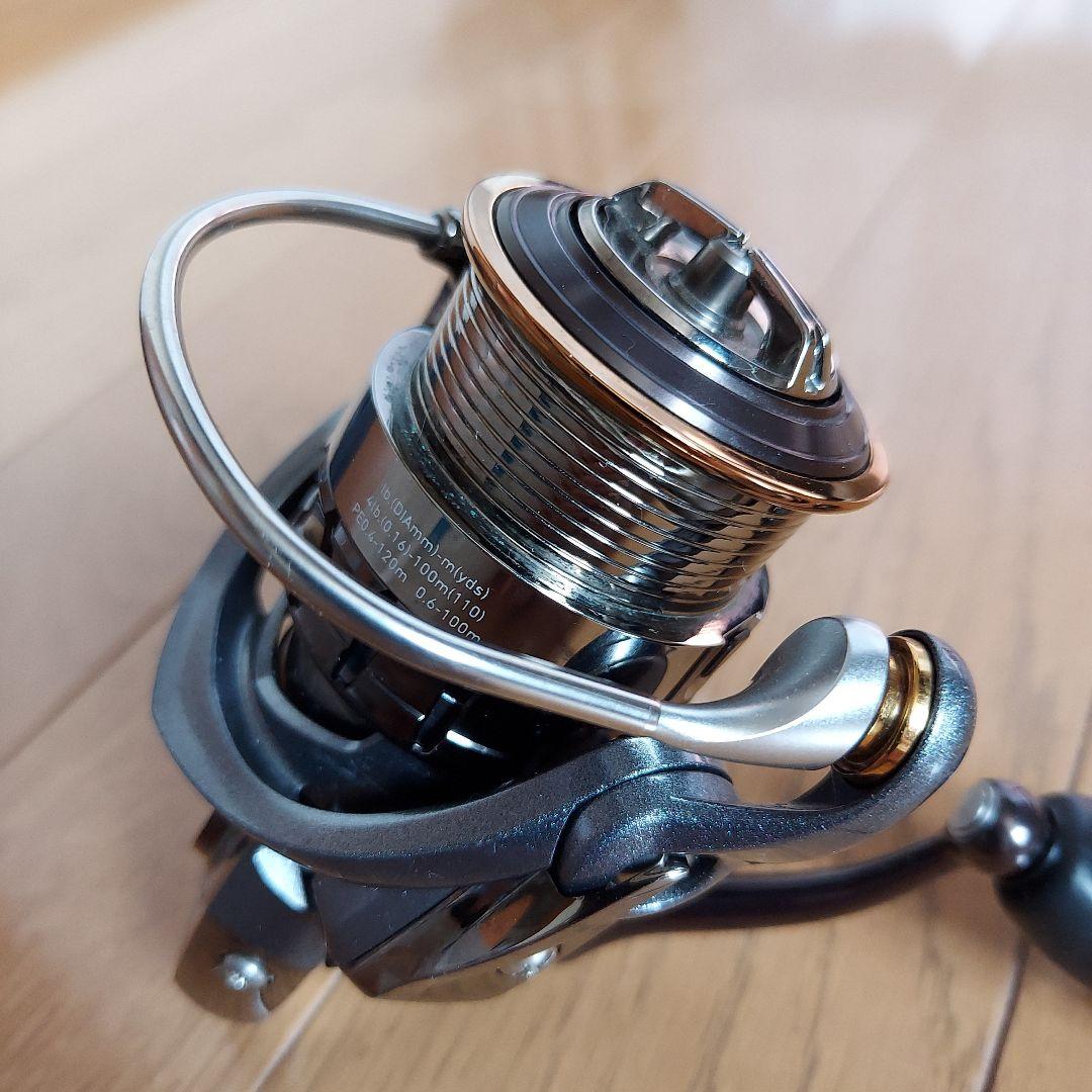 [OH済み]Daiwa 15ルビアス2004 スピニングリール(箱付き)
