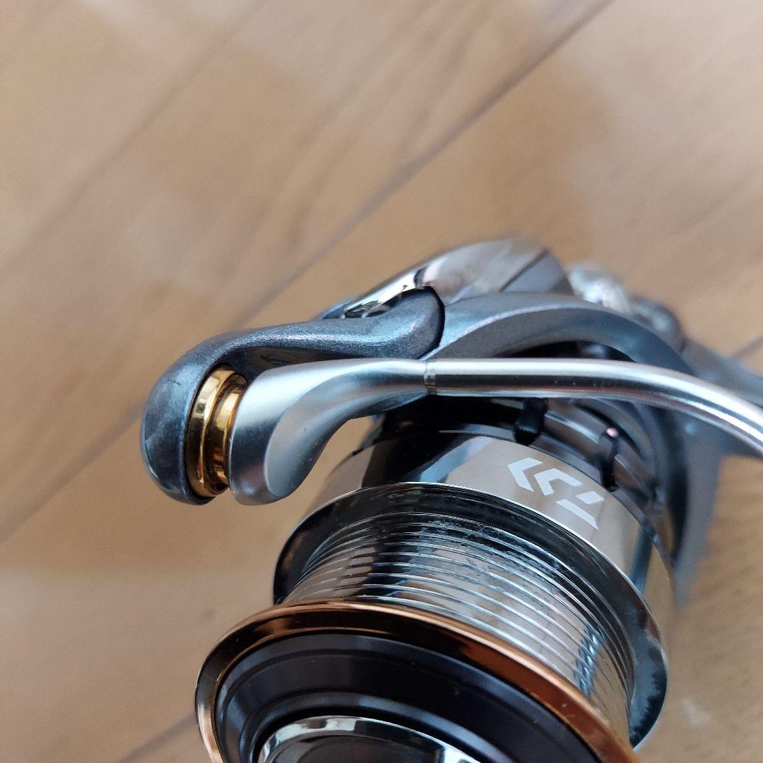 [OH済み]Daiwa 15ルビアス2004 スピニングリール(箱付き)