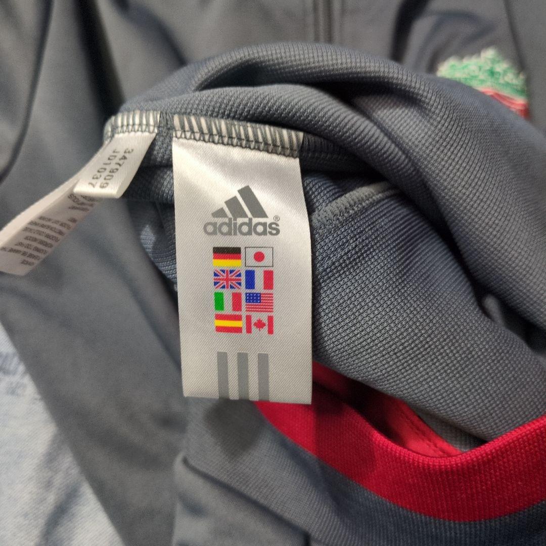 LIVERPOOL adidas トラックジャケット　　2008年製