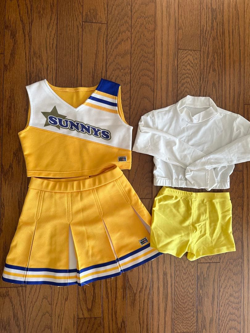 SUNNYS サニーズ　チアダンスユニフォーム　セット