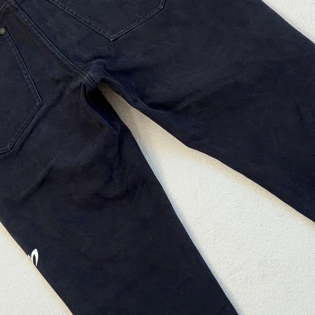 【マスターバニーエディション】ゴルフパンツ ストレッチ スキニー ロゴ 黒系 3