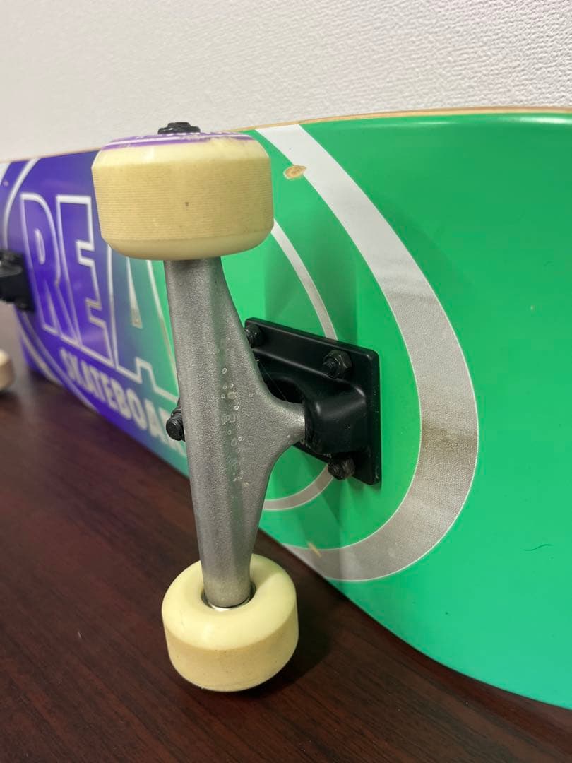 T*o様 REAL リアル SKATEBOARDS 8.0インチ コンプリート