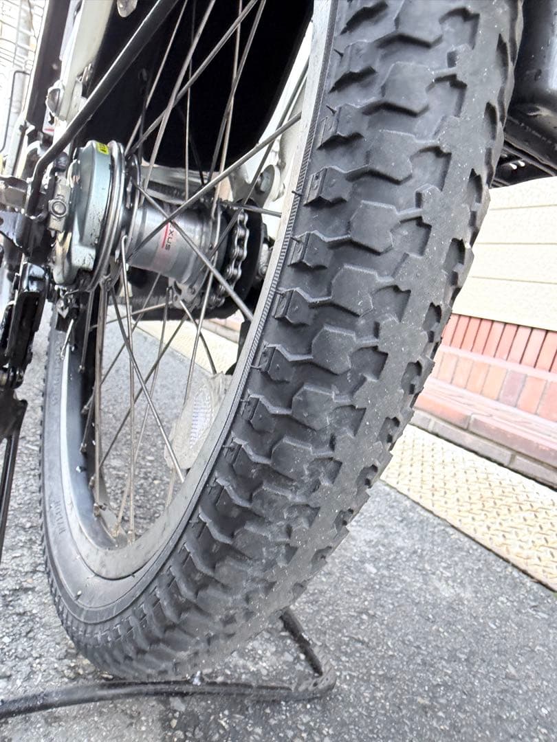 子供乗せ　ブリヂストン　電動アシスト自転車 チャイルドシート付き ホワイト
