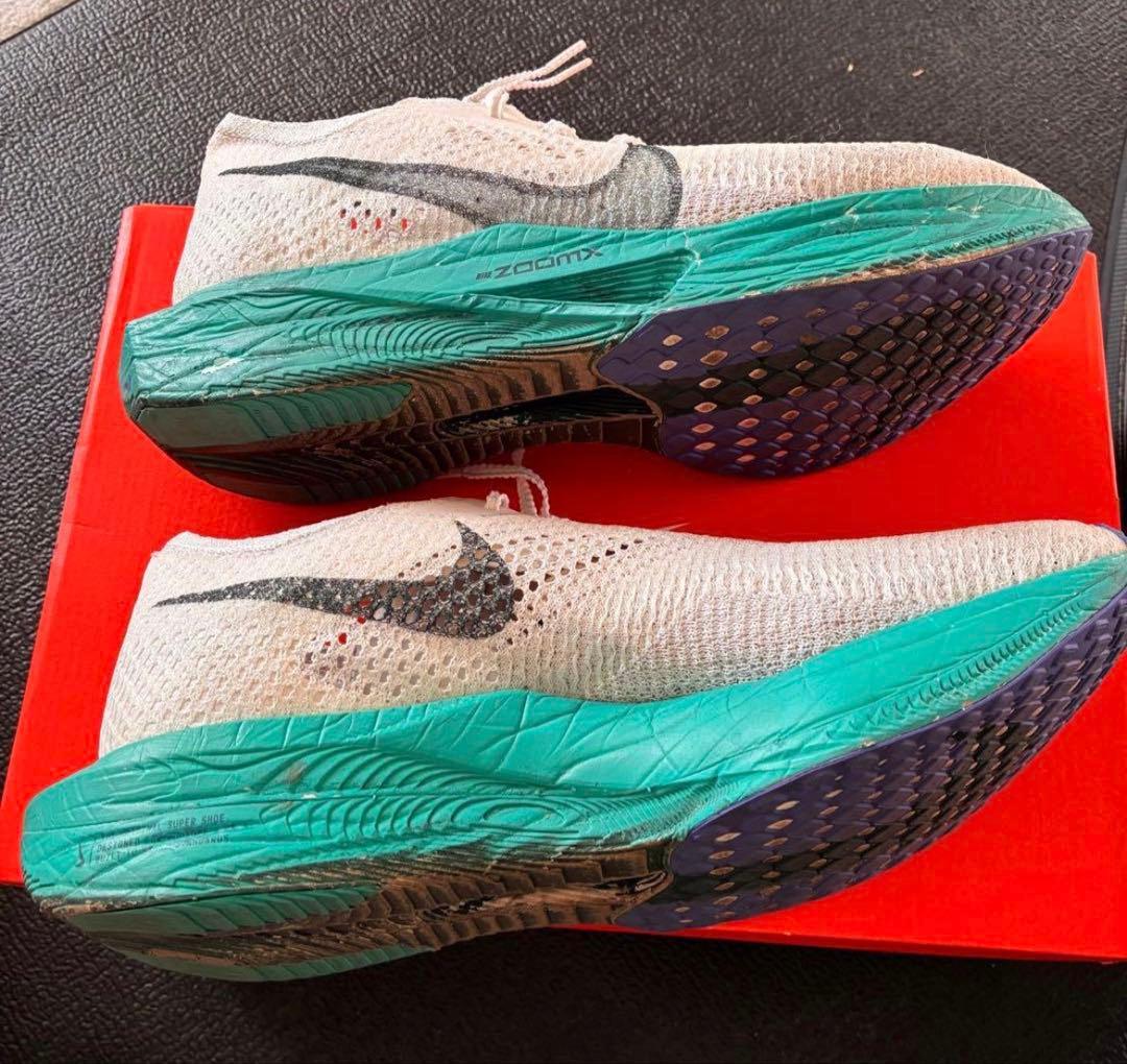 Nike ZoomX ヴェイパーフライ3 27.5㌢