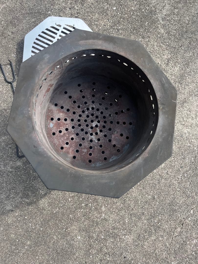 二次燃焼焚き火台　オクタゴンブラック