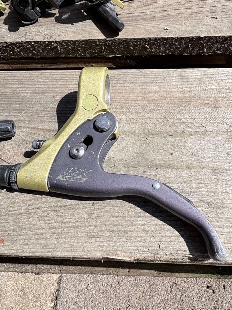 Shimano LX Gold Vブレーキ レバー