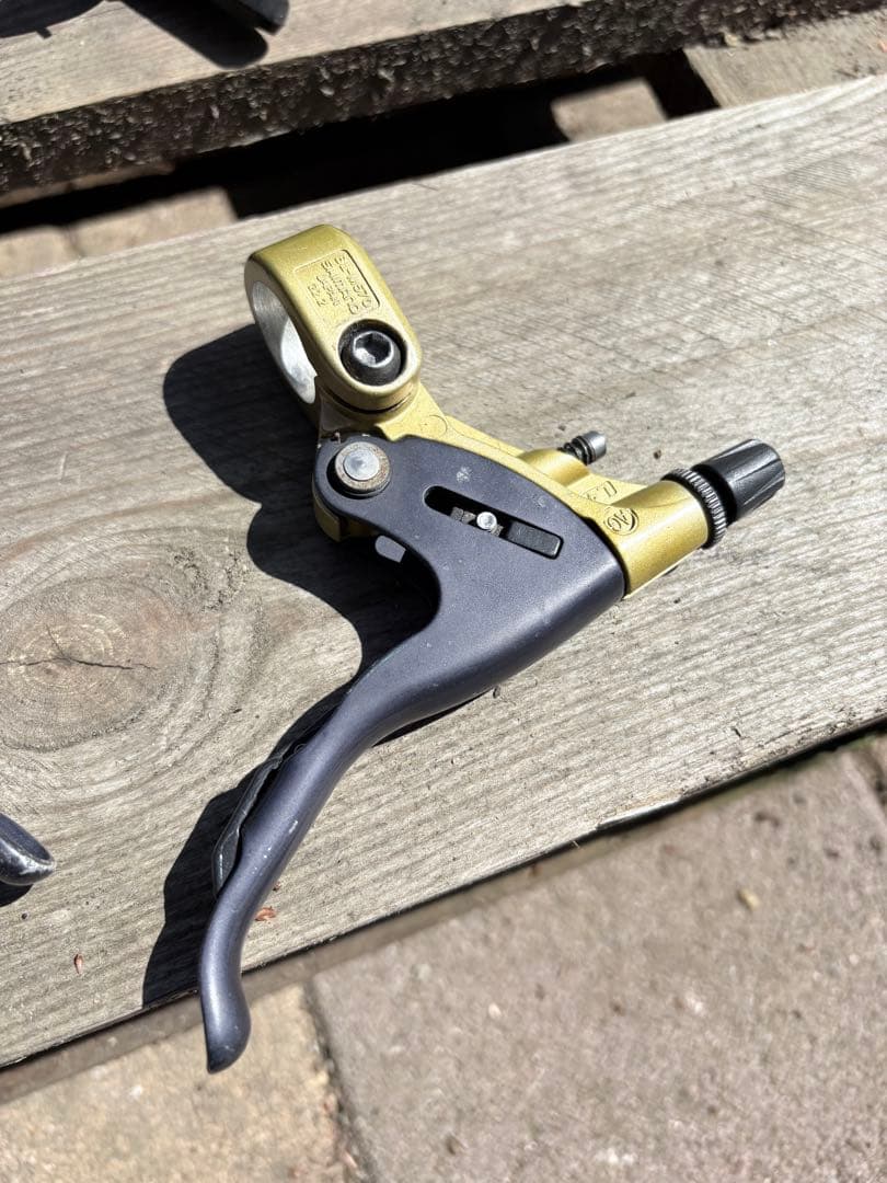 Shimano LX Gold Vブレーキ レバー