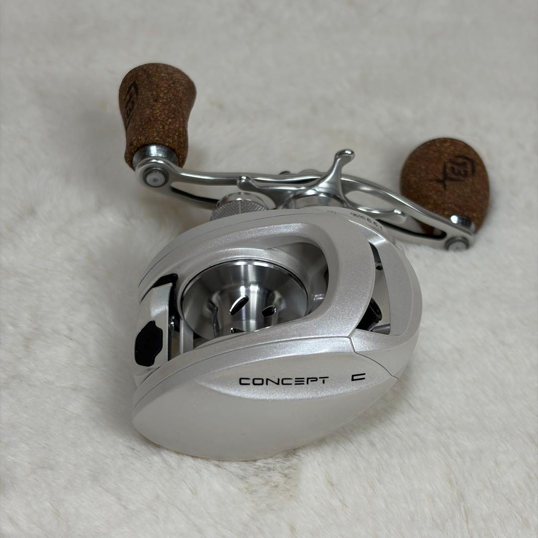 13 FISHING CONCEPT C 左手用