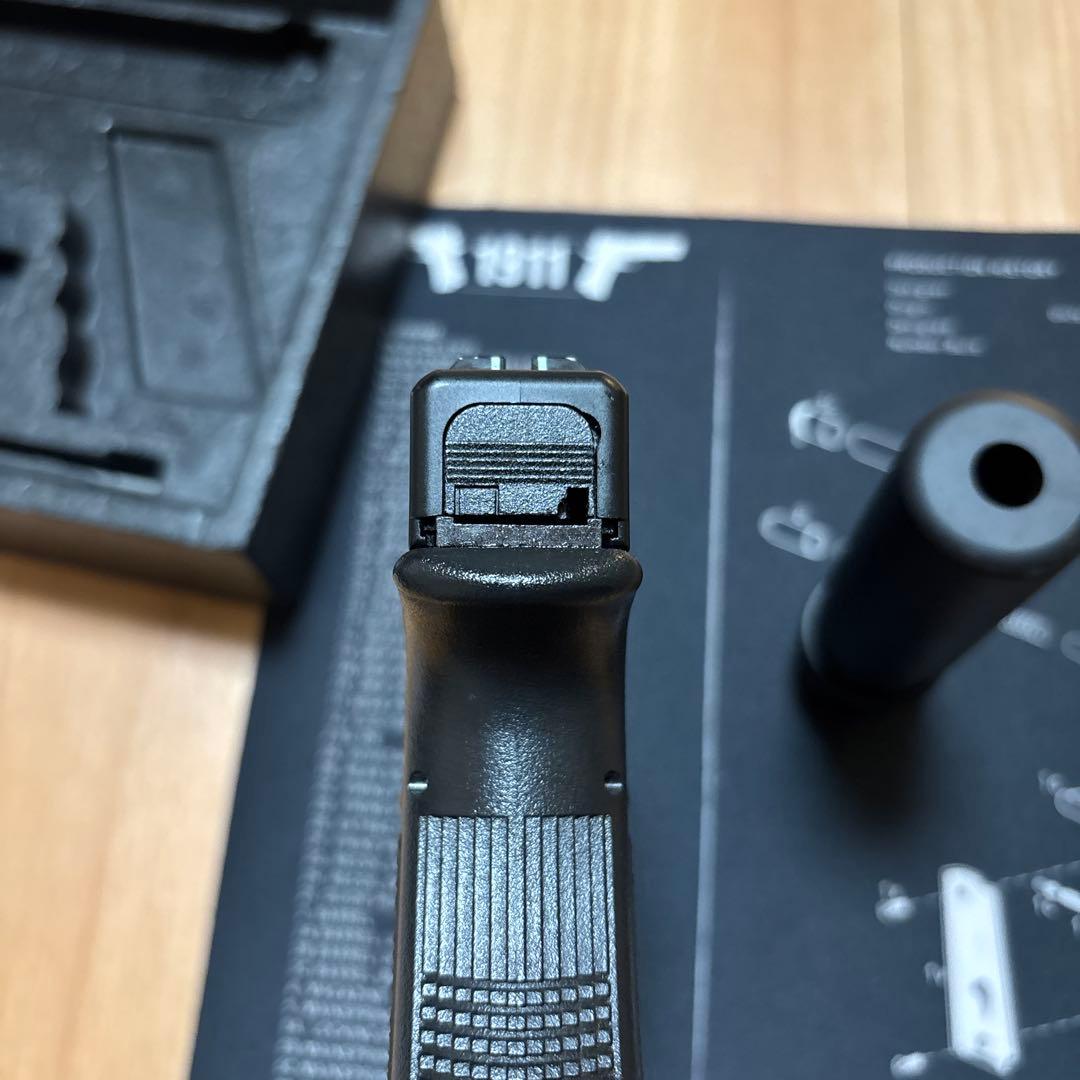 東京マルイGLOCK17 Gen3ガスガン サプレッサー、フロントキット付き