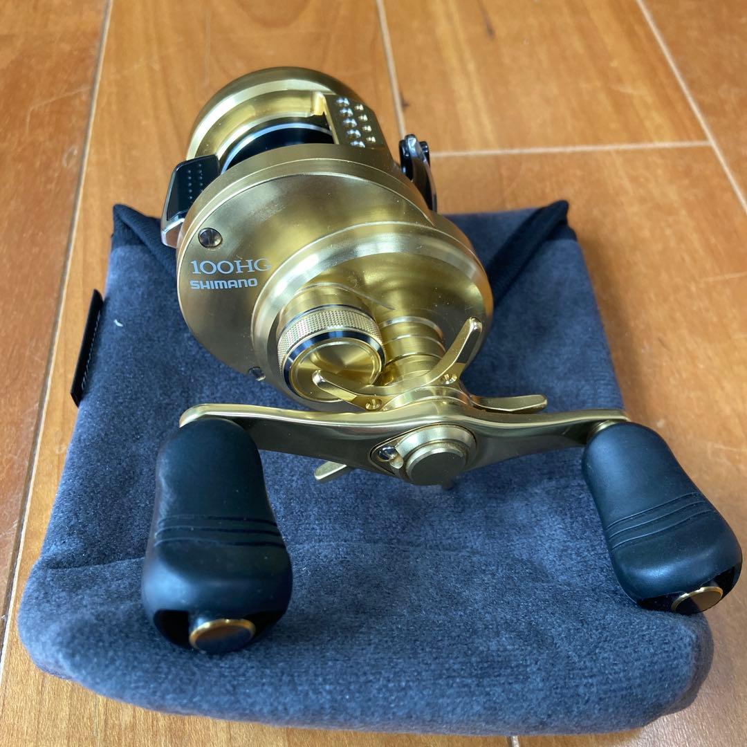 飾ったのみ　未使用SHIMANO CALCUTTA CONQUEST 100HG