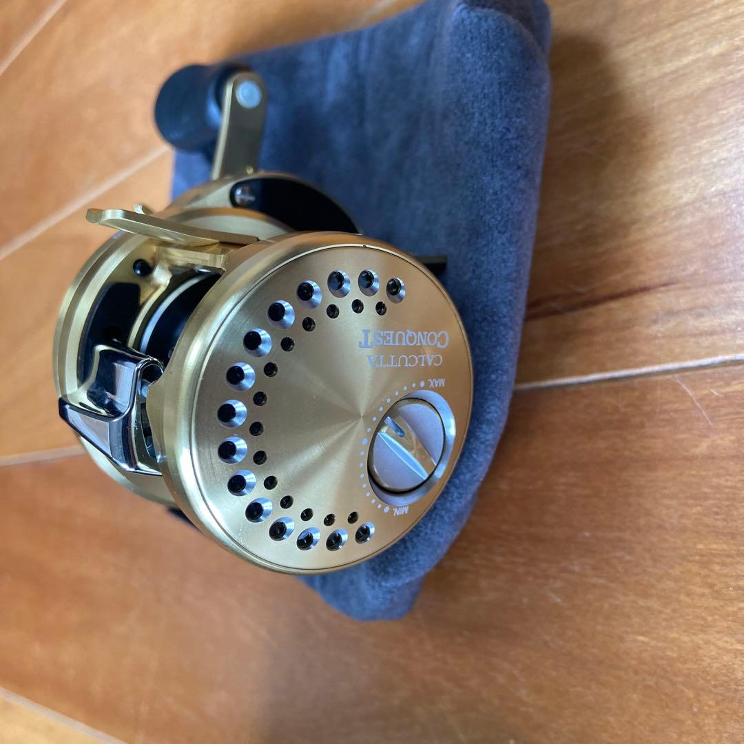 飾ったのみ　未使用SHIMANO CALCUTTA CONQUEST 100HG