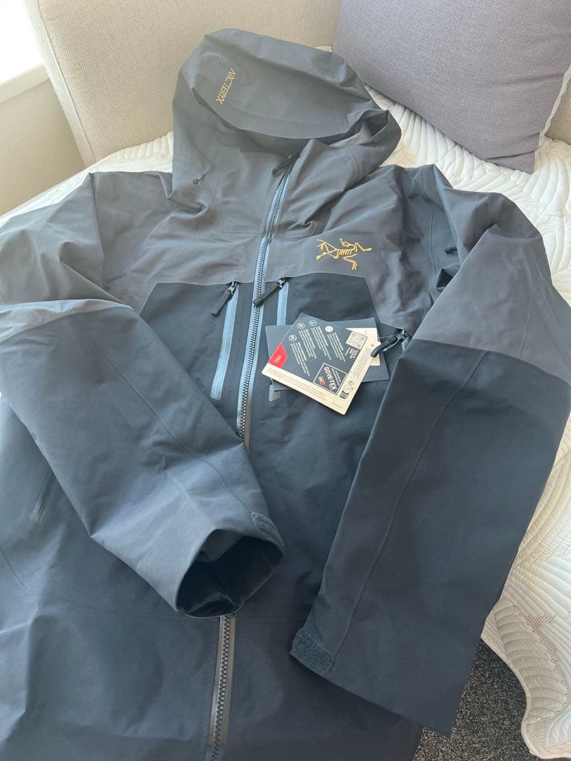 ARC'TERYX Rush Jacket MEN'S Mサイズ