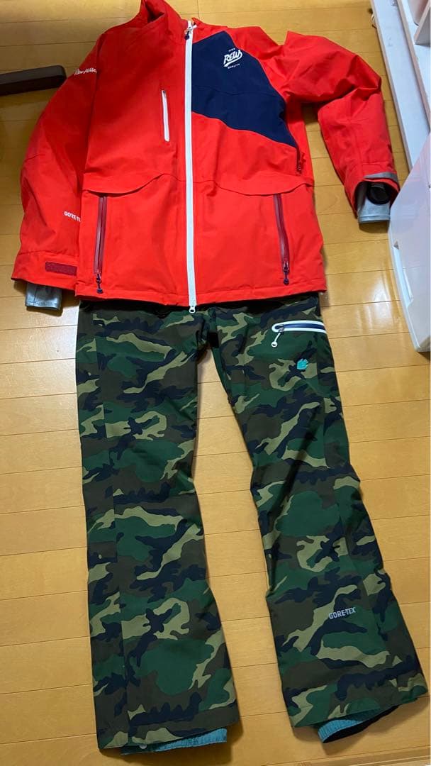 REW スリムフィットパンツ　ゴアテックス