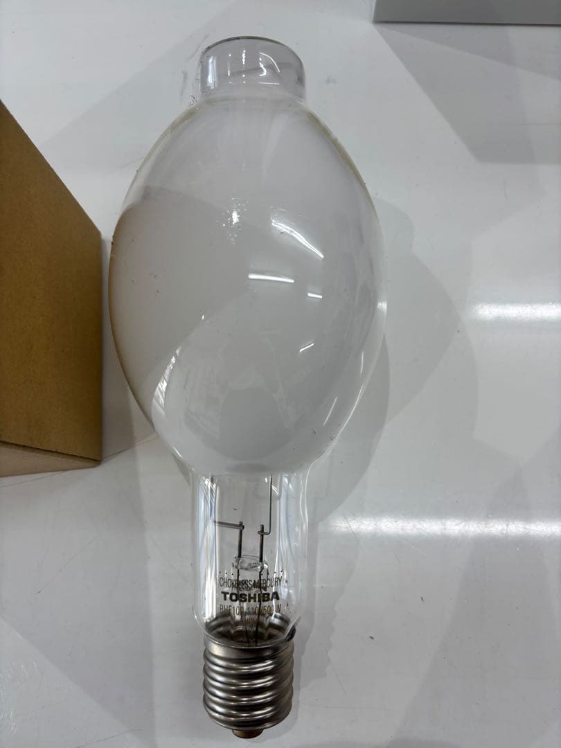【新品未使用】TOSHIBA 水銀ランプ BHF100-110V500W