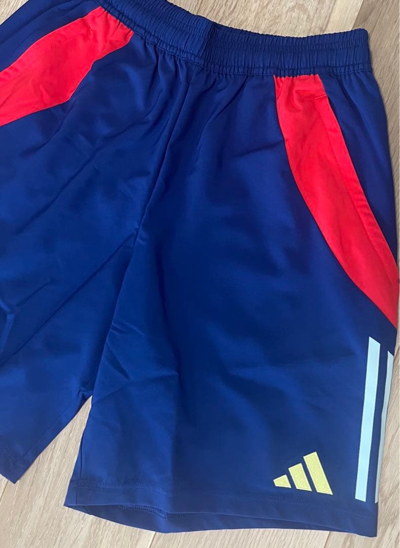 adidas スペイン代表　ショートパンツ　ショーツ　ユーロ　サッカー