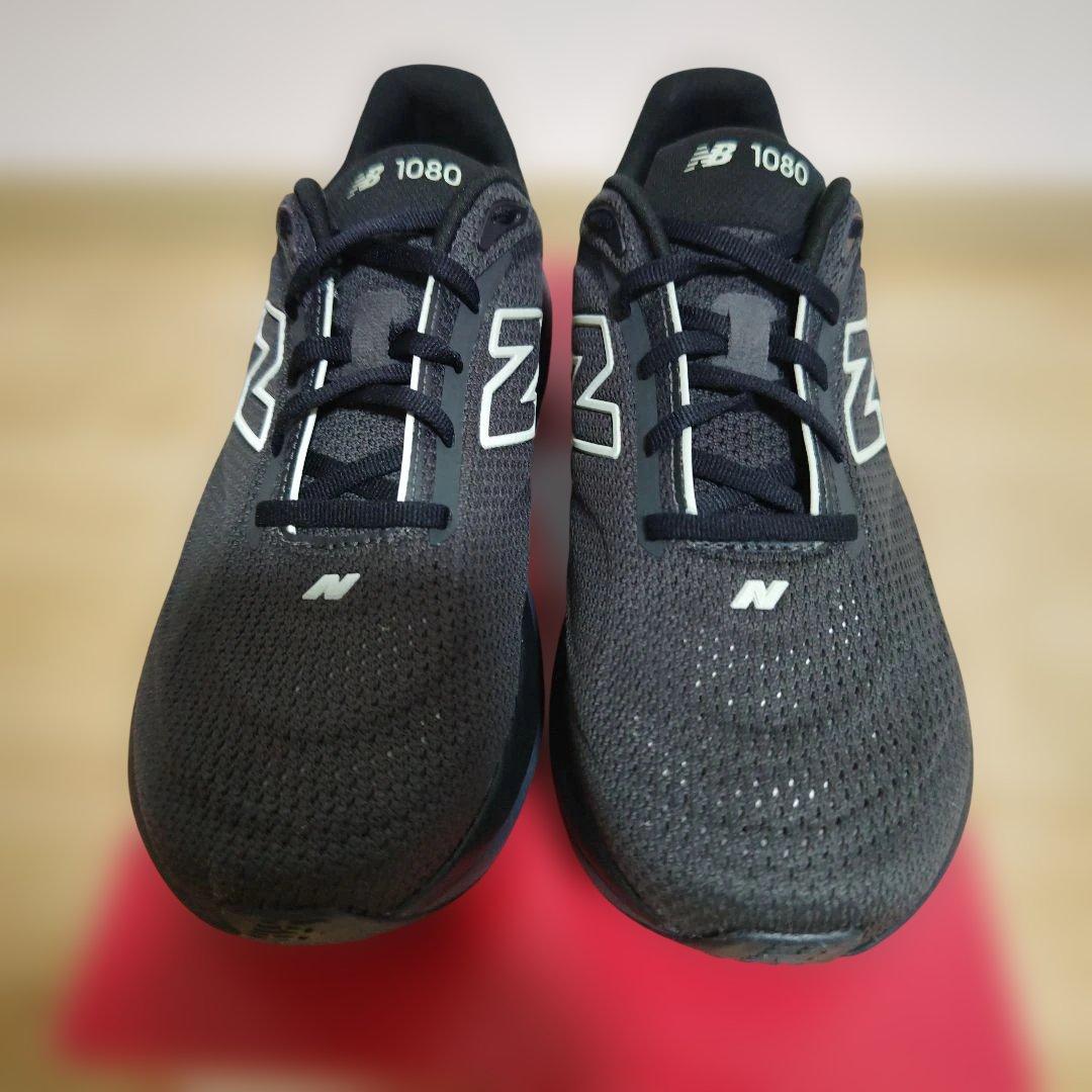 美品New Balance 1080 v15 ブラック メンズ25.5cm2E