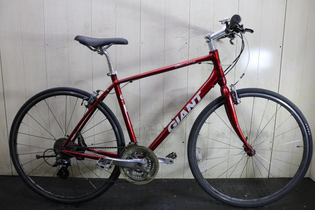 GIANT ESCAPE R3 700C 24速 500mm RED系 クロス