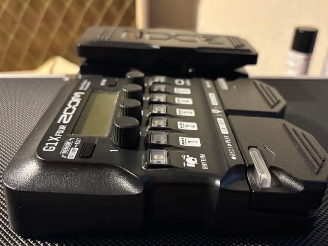 ギター ZOOM G1XFOUR
