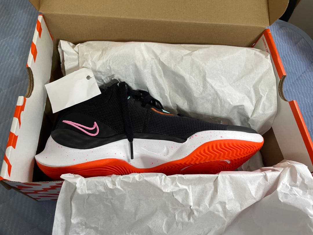送料無料　NIKE RENEW ELEVATE III 8 (US) 26.0