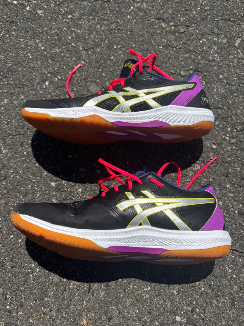 ASICS バレーボールシューズ
