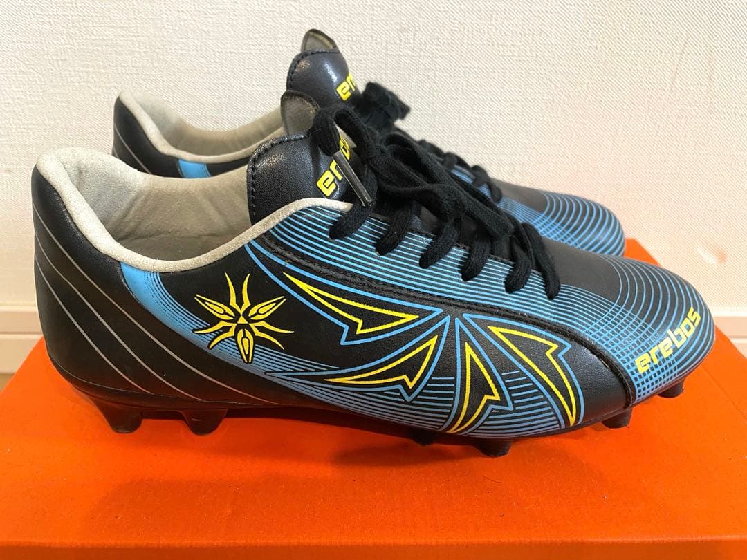 【美品】erebos サッカーシューズ スパイク 青黒 26.5cm