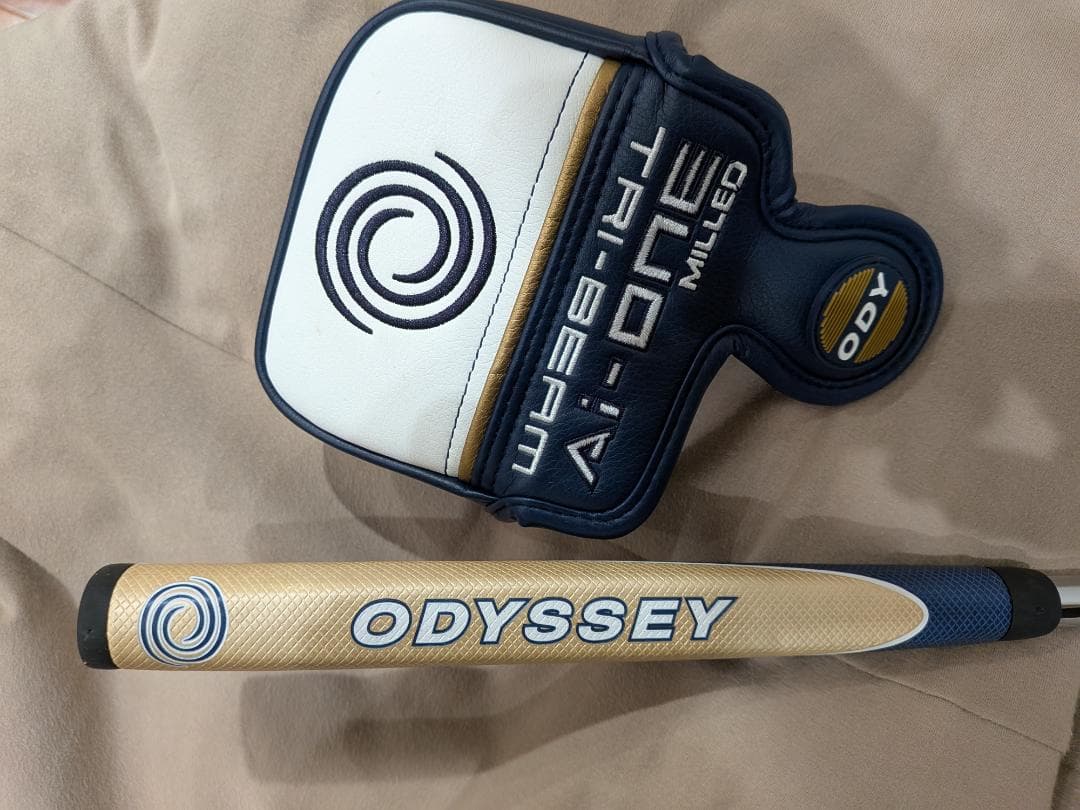クラブ ODYSSEY Ai-ONE MILLED TRI-BEAM SIX T CS