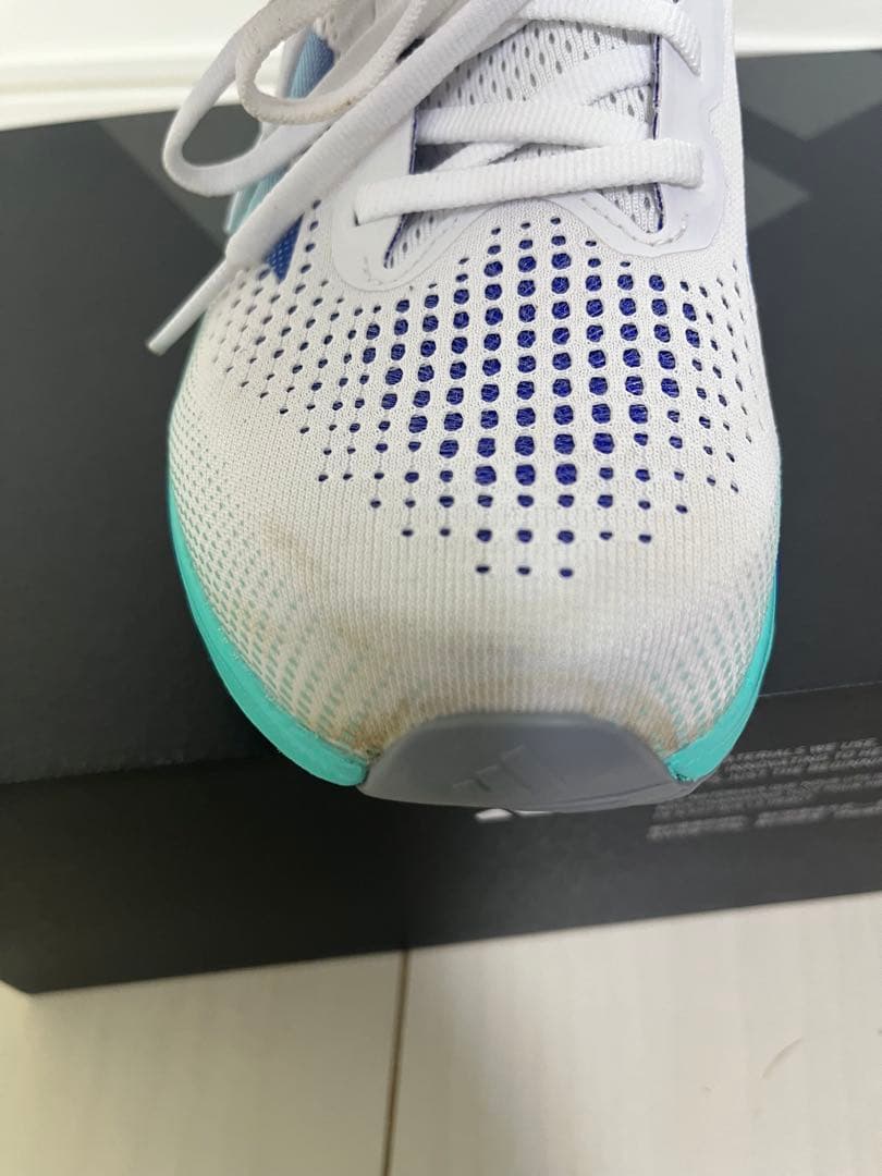 adidas スーパーノヴァ ライズ ランニングシューズ　26.5
