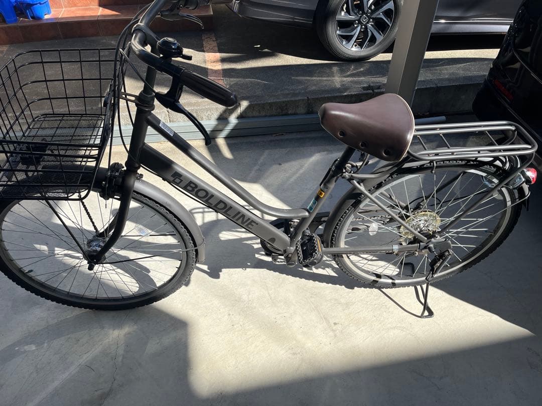 BOLDLINE シティサイクル グレー 前面バスケット付き26インチ自転車