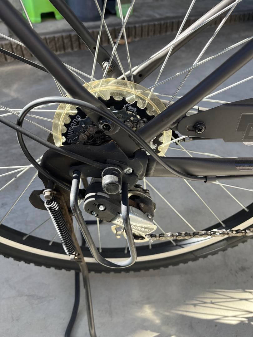BOLDLINE シティサイクル グレー 前面バスケット付き26インチ自転車
