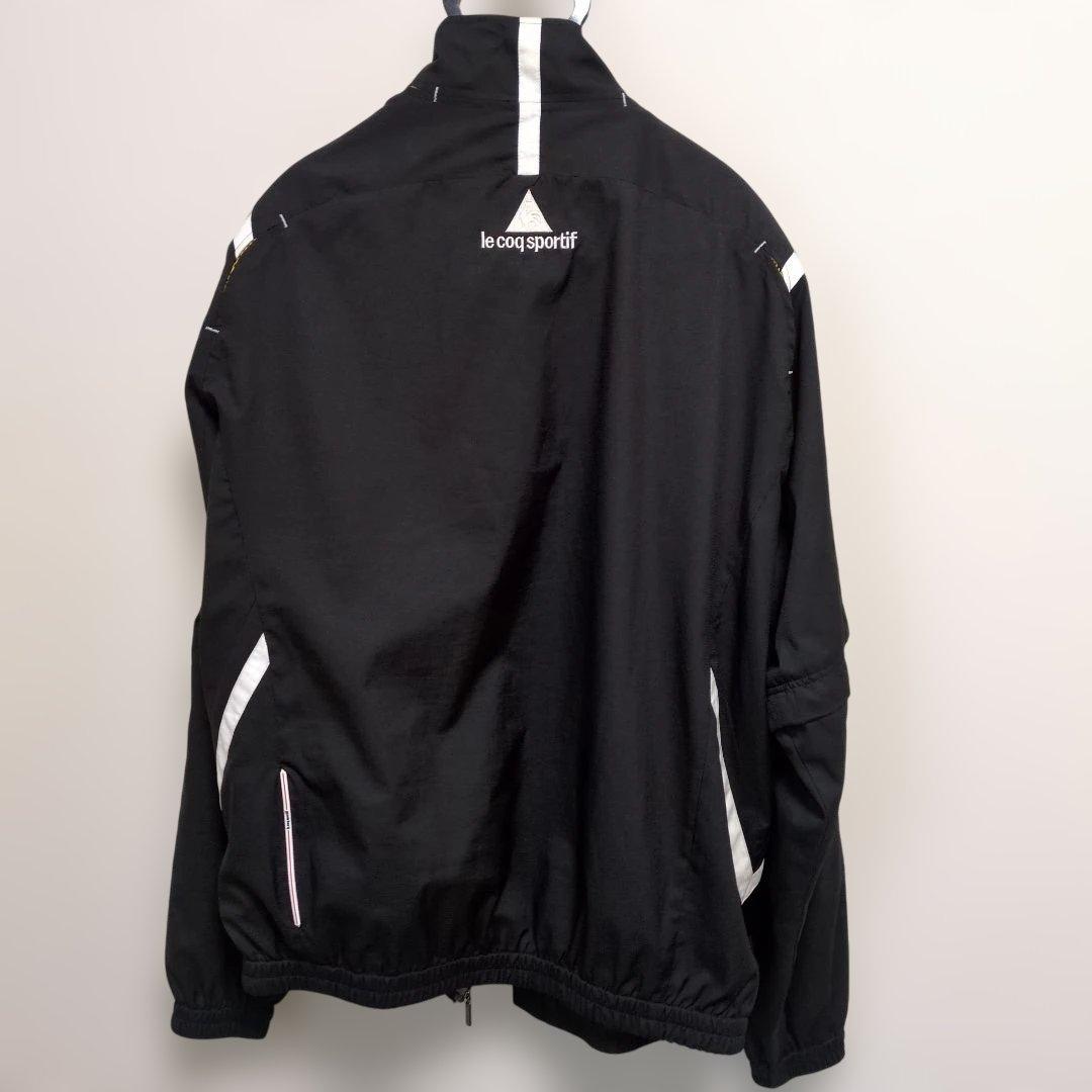 Le coq sportif 　透湿防水機能 裏メッシュ、肘と膝ジッパーで七分に
