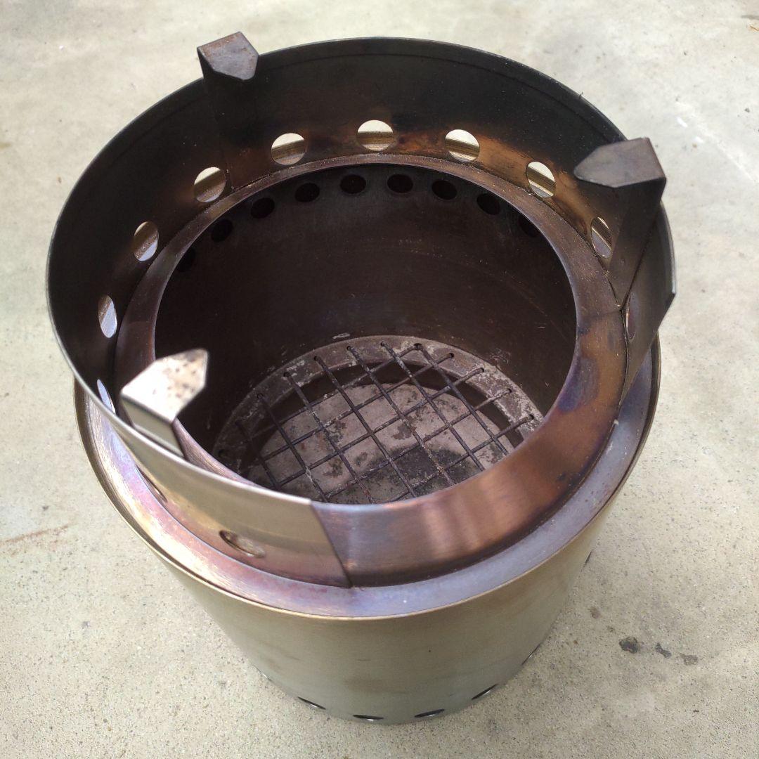 ソロストーブ キャンプファイヤー　 solo stove　2次燃焼