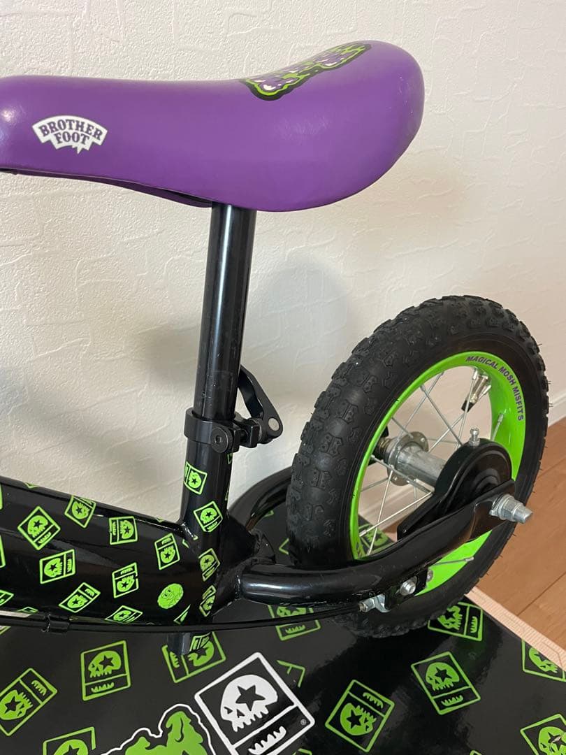 マジカルモッシュミスフィッツ　BROTHERFOOT バランスバイクストライダー