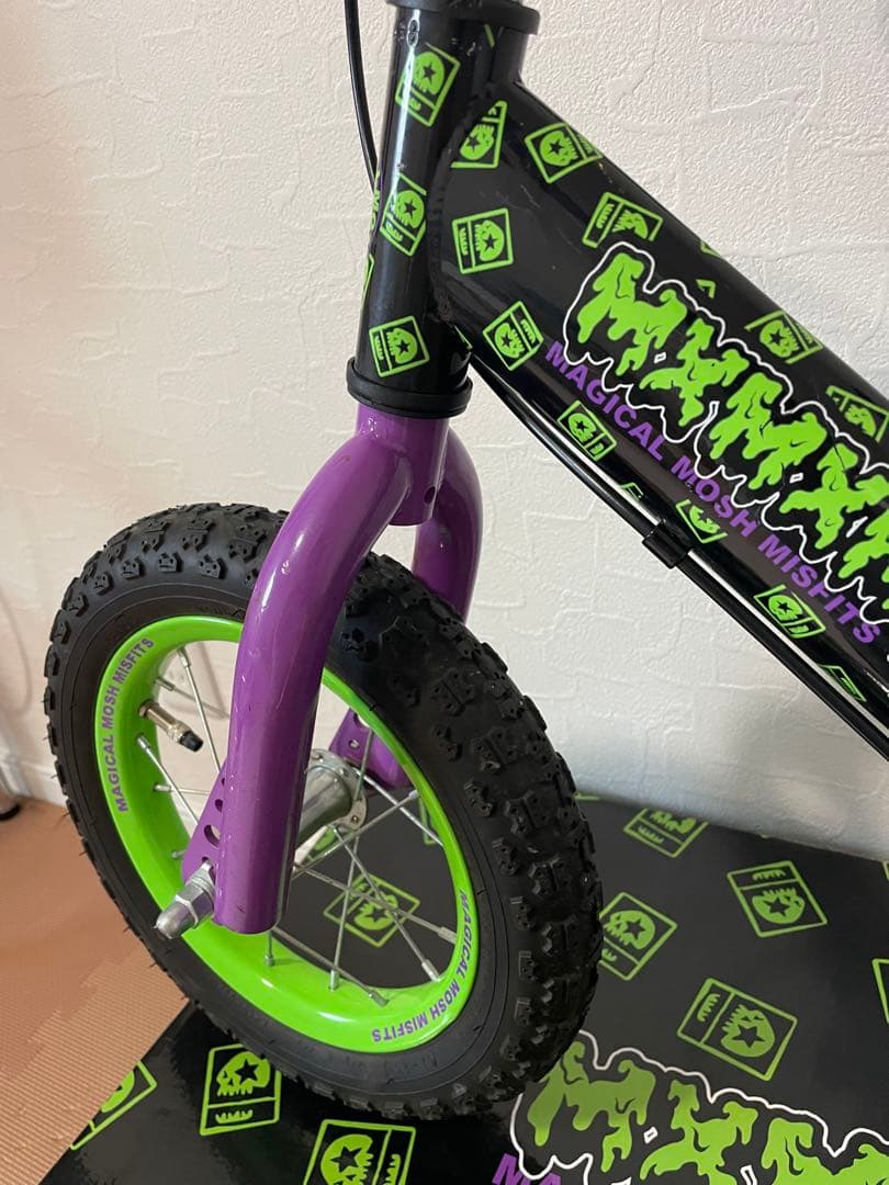 マジカルモッシュミスフィッツ　BROTHERFOOT バランスバイクストライダー
