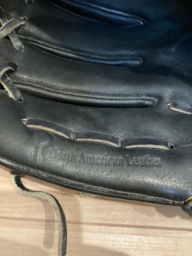 軟式グローブ　投手　左投　プロマーク　北米高級レザー