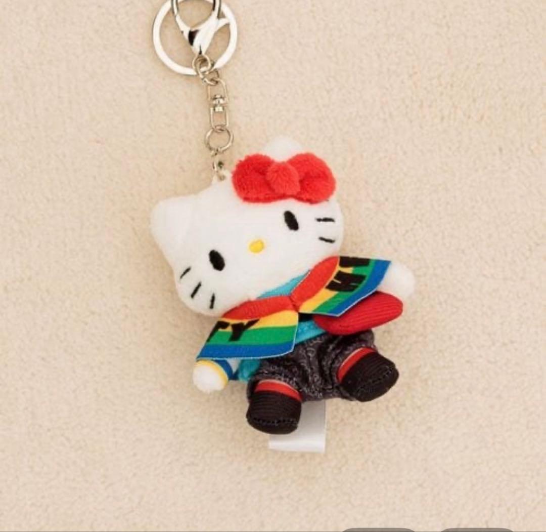【新品】LOWRYSFARM ハローキティ トイキーホルダー Me%　コラボ