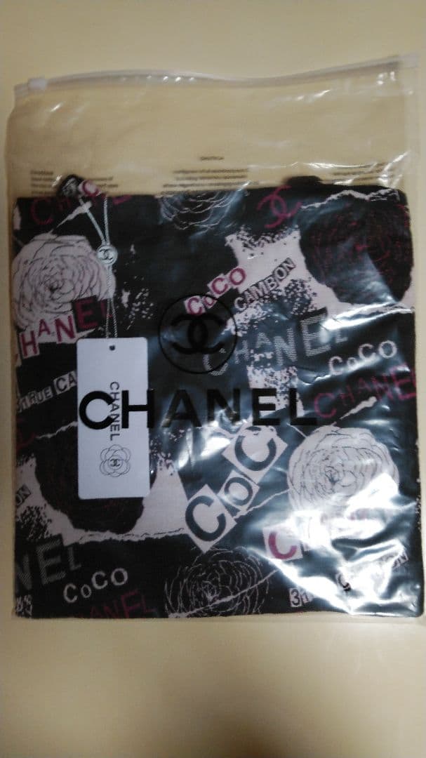 CHANELノベルティ♡グラフィティトートバック