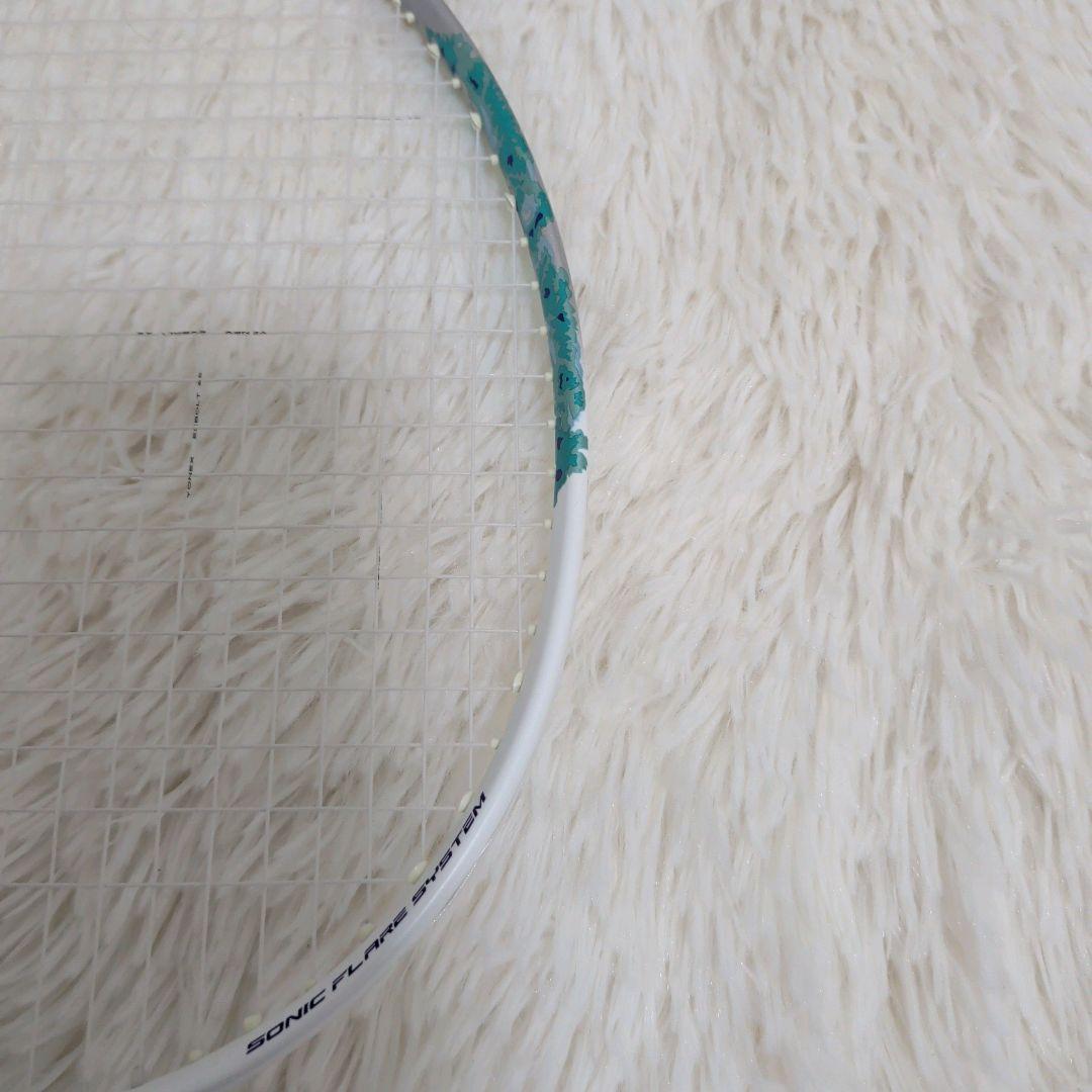 美品✨️バドミントン YONEX NANOFLARE 300 ホワイト/グリーン