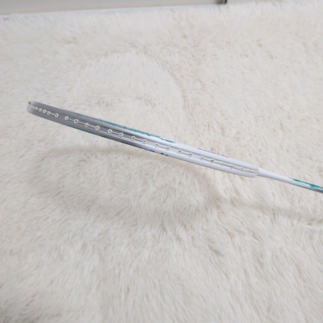 美品✨️バドミントン YONEX NANOFLARE 300 ホワイト/グリーン