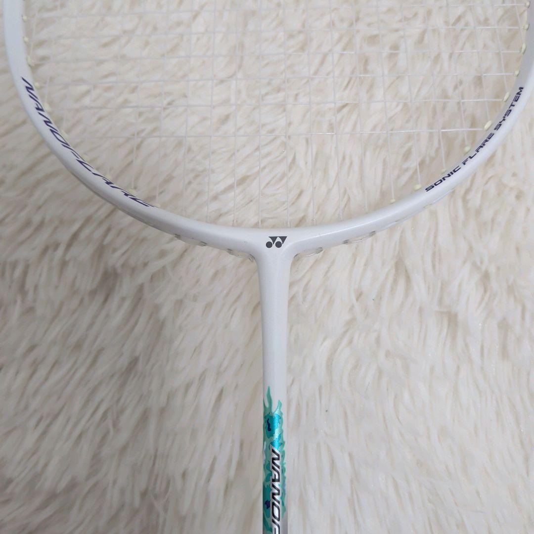 美品✨️バドミントン YONEX NANOFLARE 300 ホワイト/グリーン