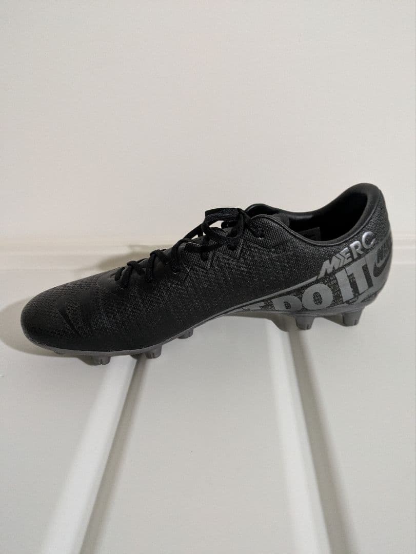 NIKE マーキュリアル ヴェイパー１３ プロ HG