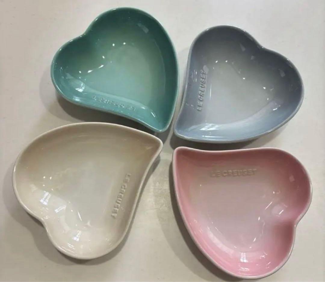 Le Creuset★ル・クルーゼ ★スフィアハートペタルディッシュ4枚セット♪