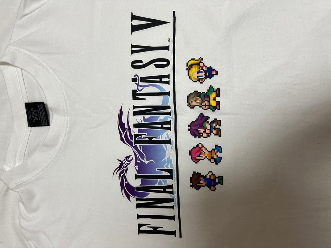 ファイナルファンタジーVピクセルアートTシャツ