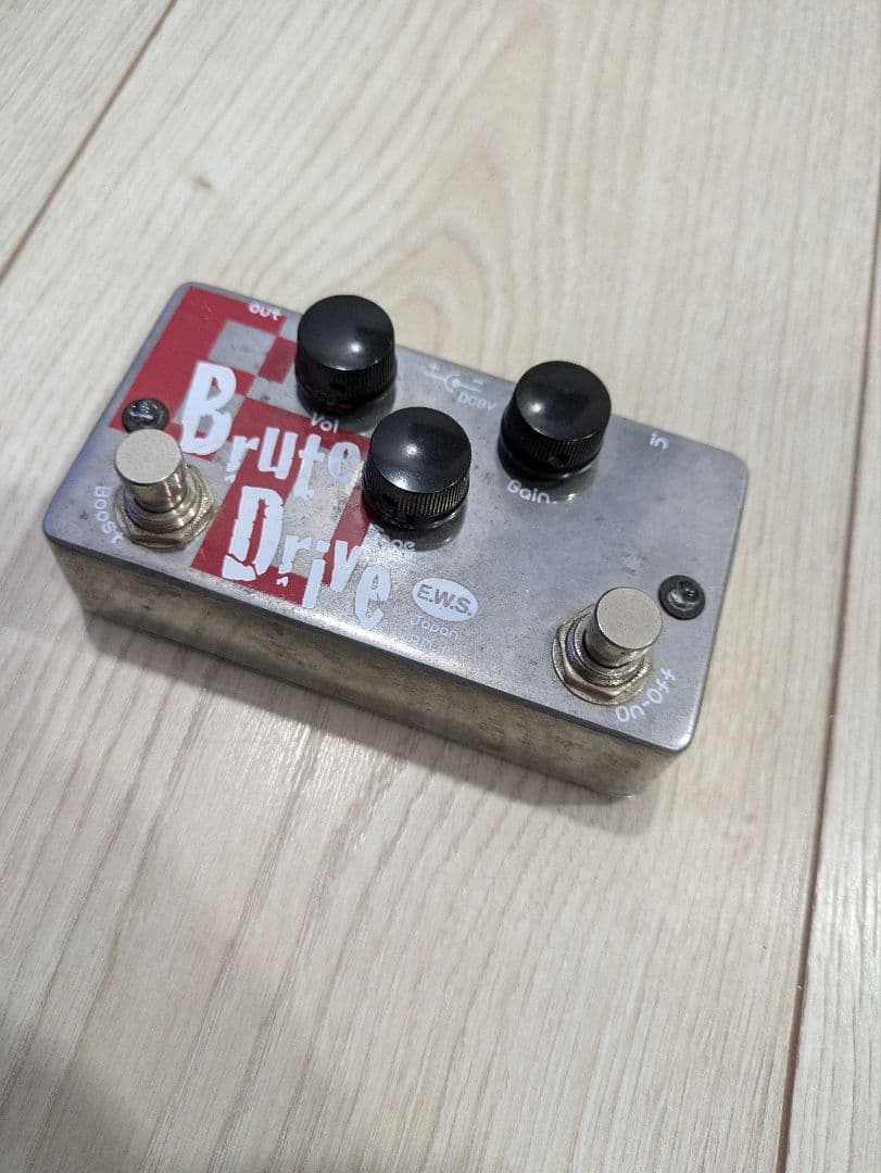 ギター EWS BRUTE DRIVE