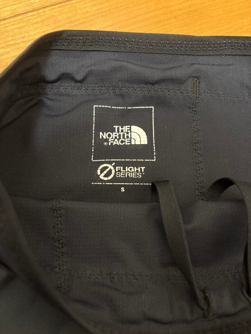 THE NORTH FACE FLIGHT SERIES S グレー