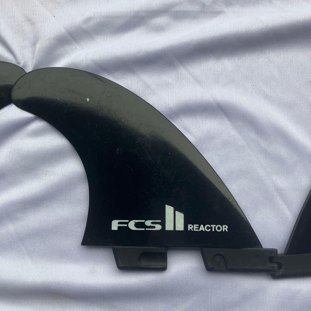 FCS II REACTOR ブラックフィン 3枚セットMサイズ