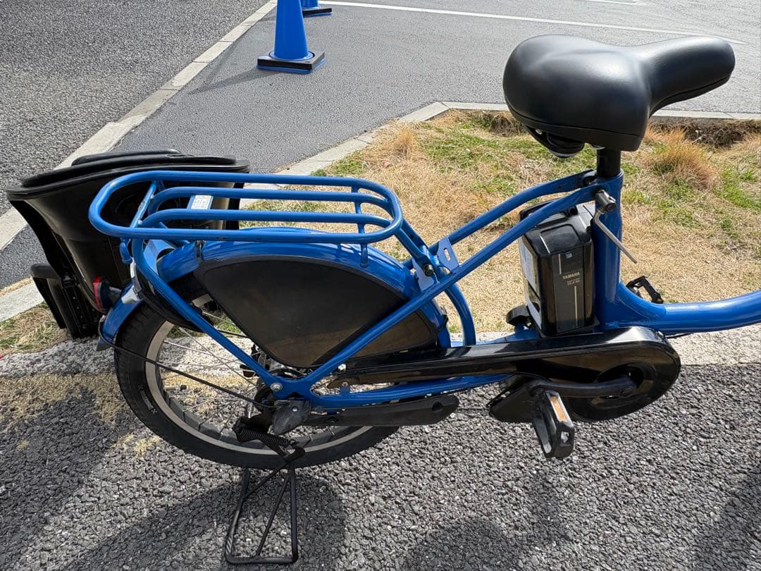中古20㌅YAMAHA電動アシスト自転車　12.3Ah 大阪　068